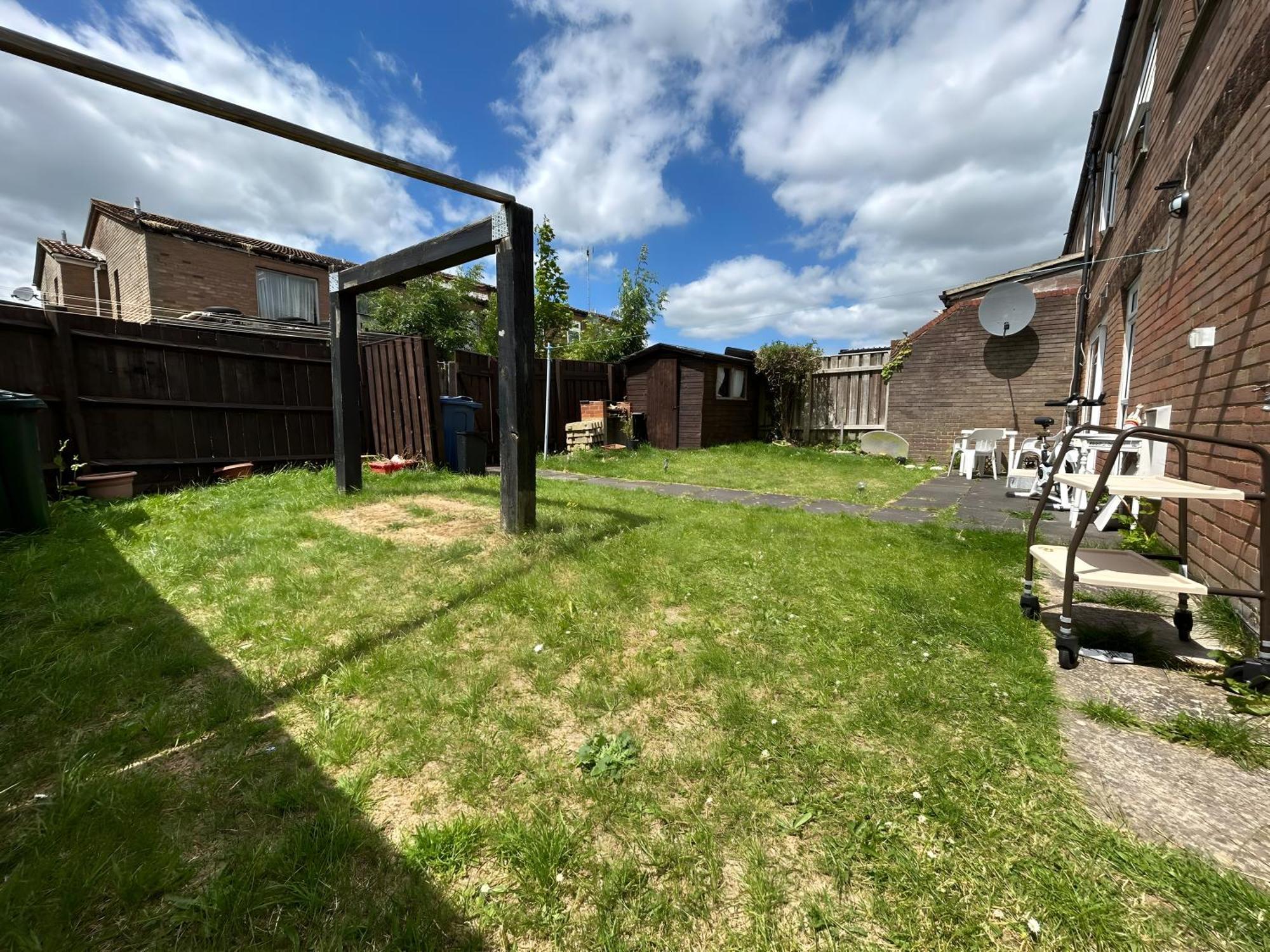 3 Bedroom House By M40 J4 High Wycombe Exteriör bild