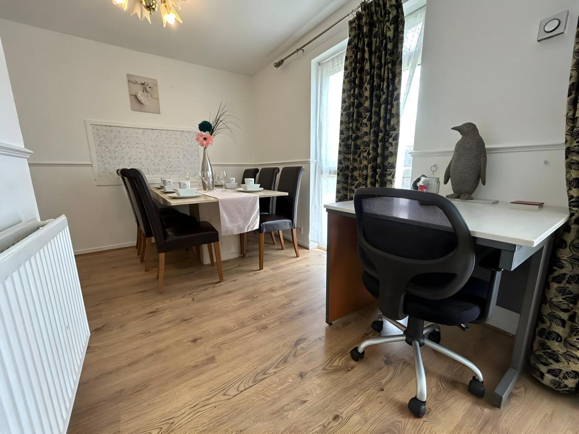 3 Bedroom House By M40 J4 High Wycombe Exteriör bild